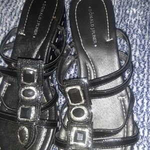 New Black Sandles